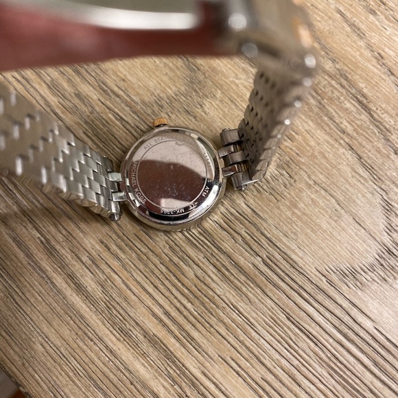 Women’s Michael Kors Watch - Picture 5 of 5